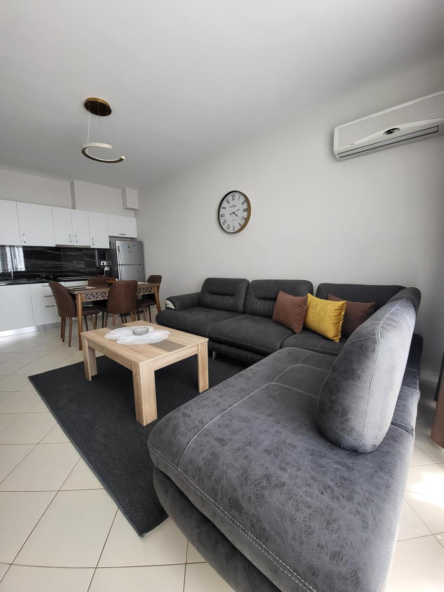 Alex'S Apartment 2 Durres Bagian luar foto