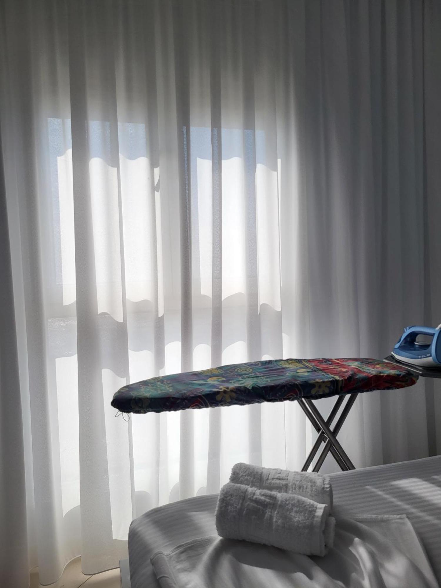Alex'S Apartment 2 Durres Bagian luar foto