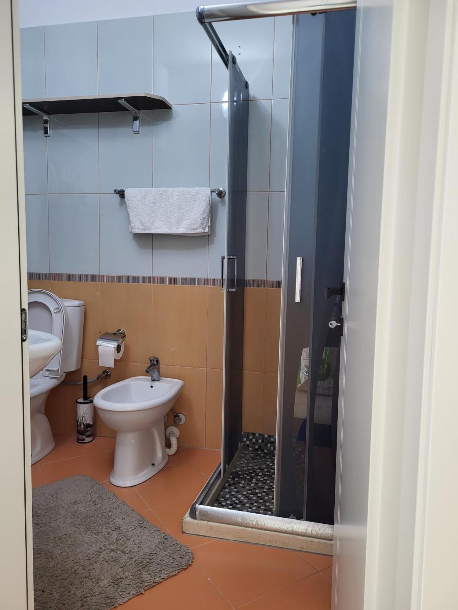 Alex'S Apartment 2 Durres Bagian luar foto